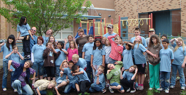 Adams Elementary School Garden Based on Experiential Learning