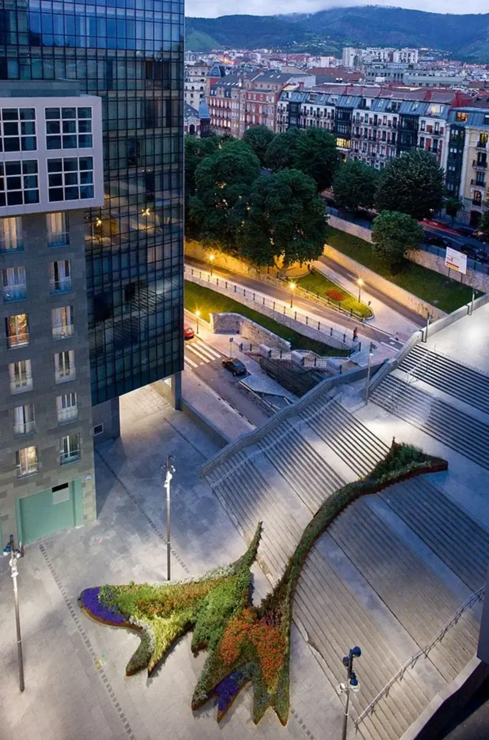 The Garden that Climbs the Stairs. Image credit: © Iwan Baan