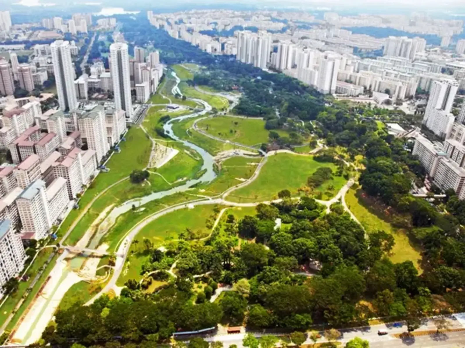 ASLA 2016 Professional General Design Honor Award. Bishan Park by Ramboll Studio Dreiseitl / Singapore Public Utilities Board