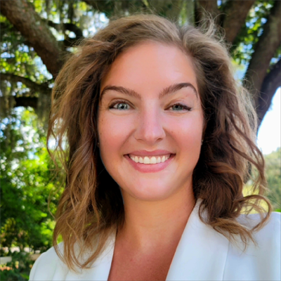 Lauren-Patterson-tHEADSHOT-400x400