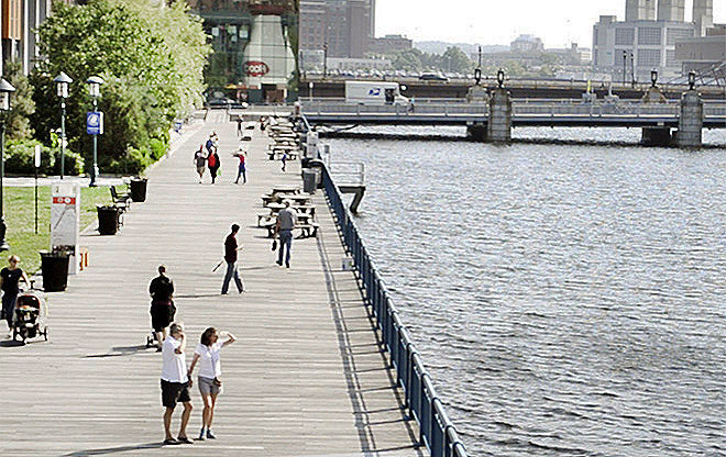 Children's Wharf from the Evelyn Moakley Bridge